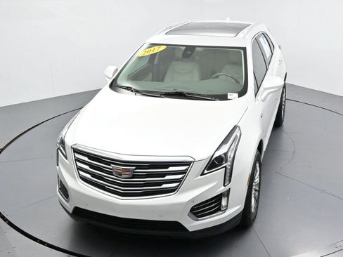 Used 2017 Cadillac XT5 Luxury w/ Driver Awareness Package FWD image 45