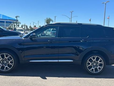Certified 2025 Ford Explorer Platinum w/ Ultimate Package AWD/4WD image 7