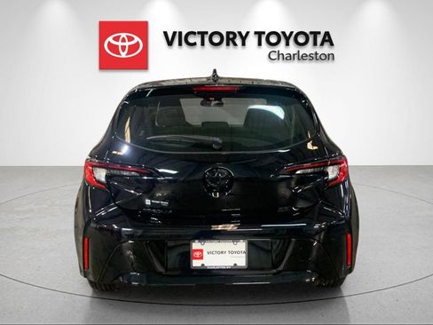 Used 2026 Toyota Corolla SE FWD image 4