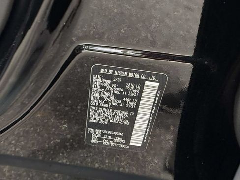 Used 2025 Nissan Armada SL AWD/4WD image 26