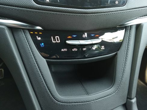 New 2026 Cadillac XT5 Sportv AWD/4WD image 16