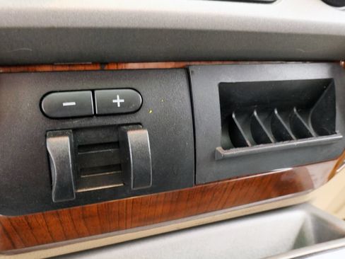 Used 2016 Ford F350 King Ranch w/ King Ranch w/Chrome Package AWD/4WD image 31