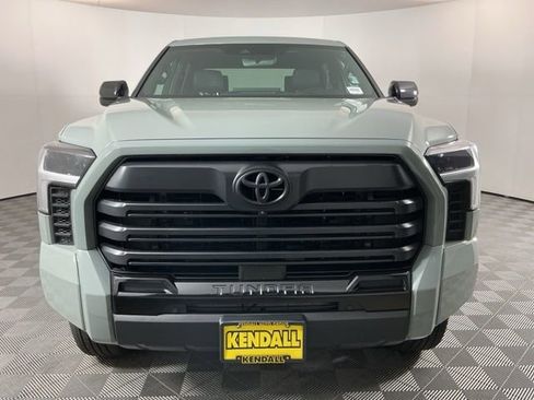 Used 2025 Toyota Tundra Limited AWD/4WD image 2