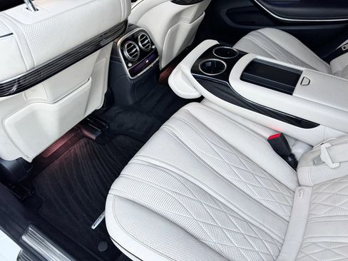 Used 2018 Mercedes-Benz S 63 AMG S 4MATIC Sedan image 32