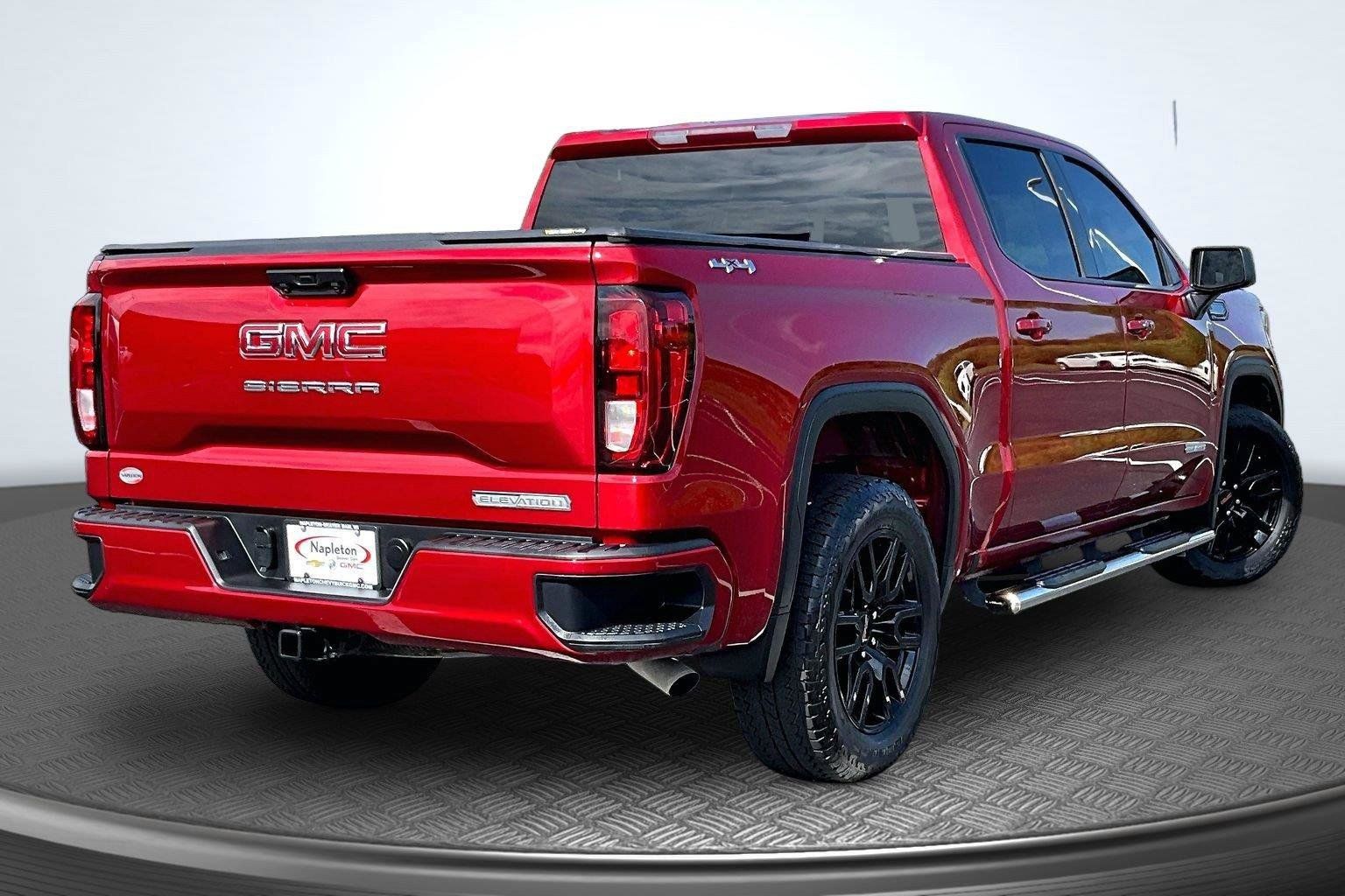 Used 2024 GMC Sierra 1500 Elevation AWD/4WD image 2