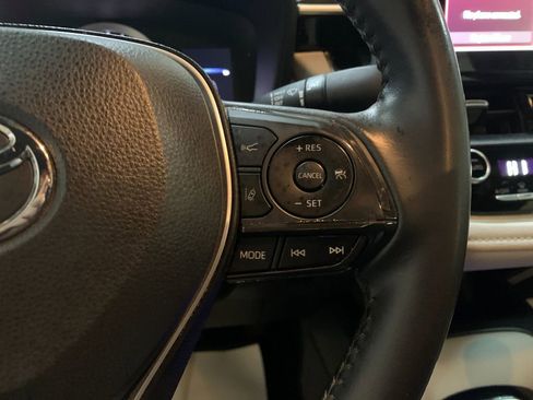 Used 2021 Toyota Corolla SE w/ Carpet Mat Package (TMS) image 28