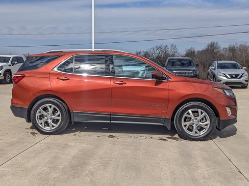 Used 2020 Chevrolet Equinox LT image 6