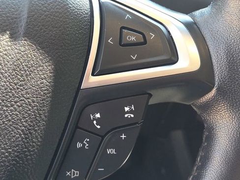 Certified 2024 Ford Edge Titanium image 24