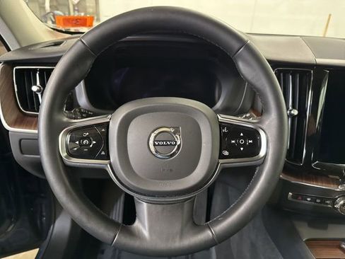 Certified 2023 Volvo XC60 B5 Plus w/ Climate Package image 12