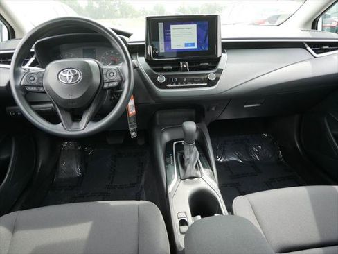 Certified 2025 Toyota Corolla LE FWD image 13