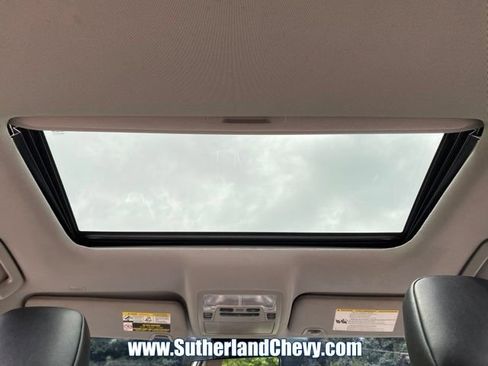 Used 2019 Toyota Highlander SE FWD image 48