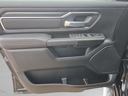 New 2026 RAM 1500 Big Horn AWD/4WD image 15
