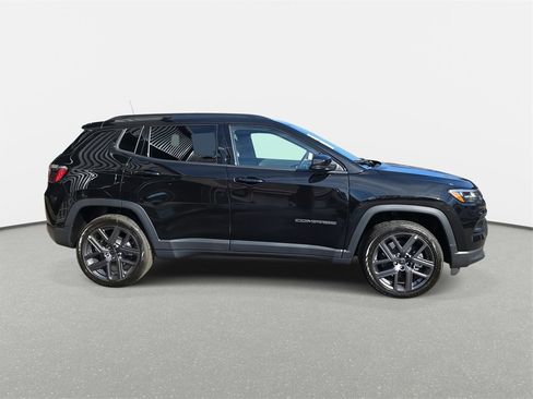 New 2026 Jeep Compass Limited image 4