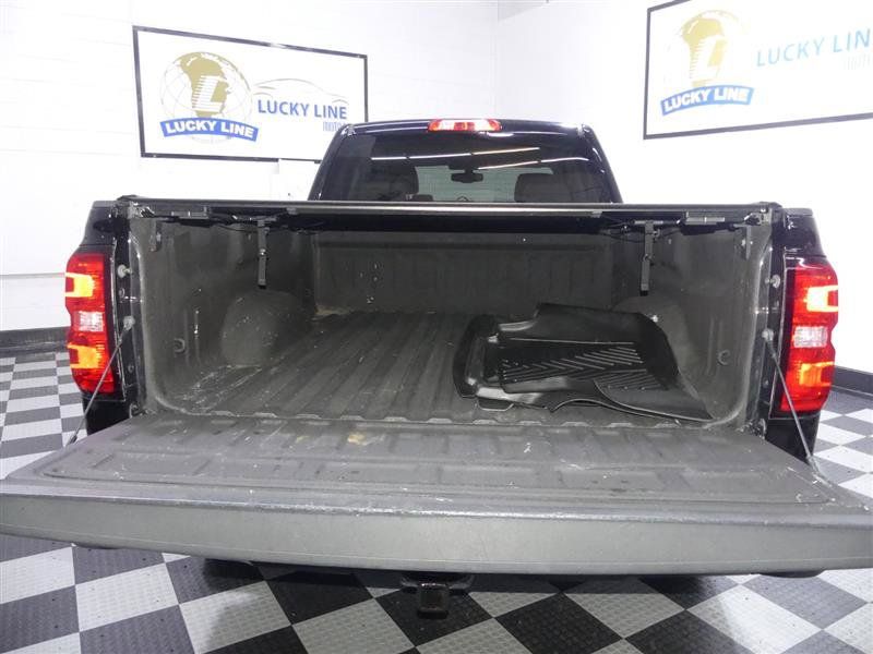Used 2018 Chevrolet Silverado 1500 W/T w/ Black Out Edition AWD/4WD image 9