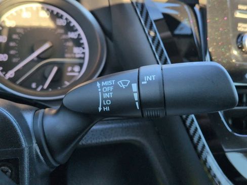 Used 2021 Toyota Camry SE image 24