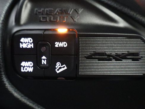 Used 2020 RAM 2500 Laramie w/ Night Edition AWD/4WD image 43