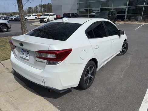 Used 2022 Subaru Impreza Premium image 4