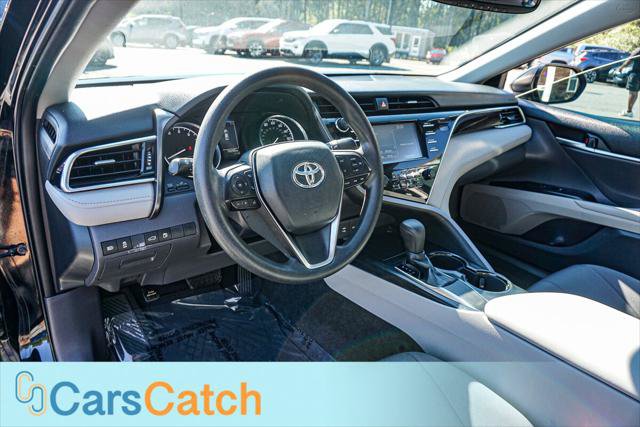 Used 2018 Toyota Camry LE w/ Moonroof Package FWD image 19