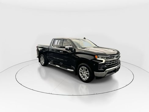 Used 2026 Chevrolet Silverado 1500 LTZ w/ LTZ Premium Package AWD/4WD image 2