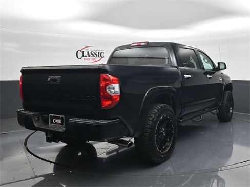 Used 2018 Toyota Tundra Platinum image 7