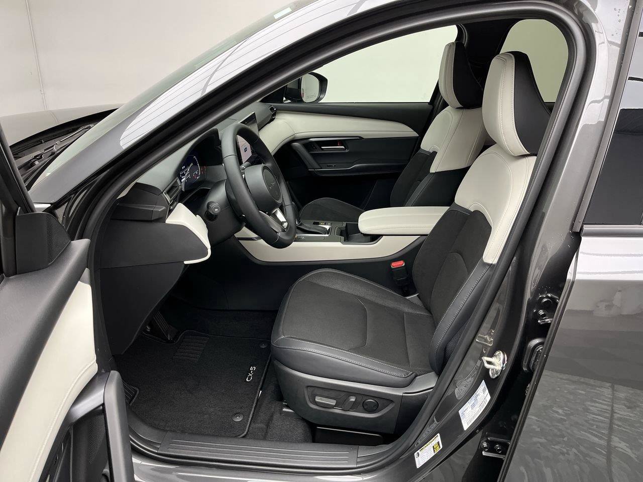 New 2026 MAZDA CX-5 Preferred AWD/4WD image 3