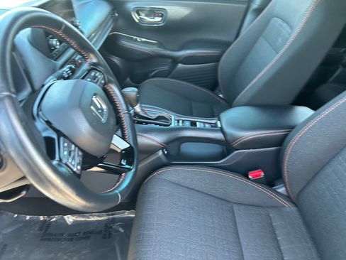 Used 2025 Honda HR-V Sport image 19