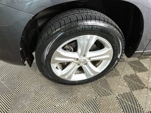 Used 2010 Toyota Highlander Limited AWD/4WD image 9