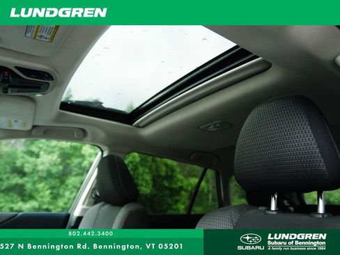 Used 2024 Subaru Outback Premium AWD/4WD image 22