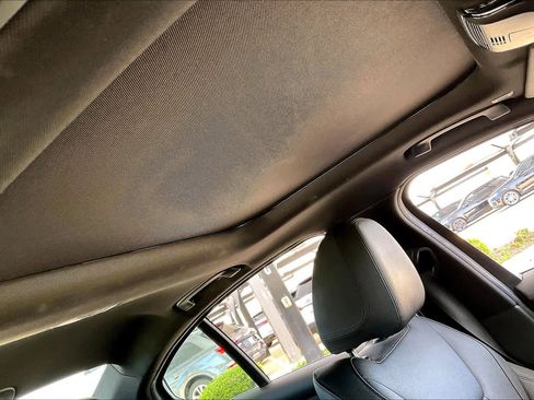 Used 2020 BMW 330i Sedan w/ Convenience Package image 12