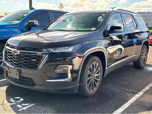 Used 2023 Chevrolet Traverse RS AWD/4WD image 4