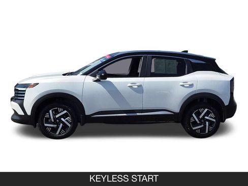 Certified 2026 Nissan Kicks SV FWD image 5