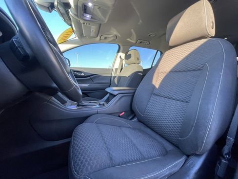 Used 2017 GMC Acadia SLE image 21