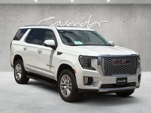 Used 2021 GMC Yukon Denali AWD/4WD image 2