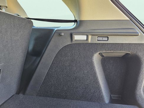 New 2026 Lincoln Corsair Premiere image 27