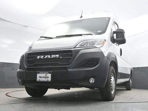 Used 2025 RAM ProMaster 2500 w/ Convenience Group FWD image 33