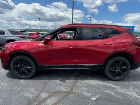 Certified 2021 Chevrolet Blazer RS w/ Enhanced Convenience Package AWD/4WD image 5
