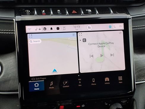 Used 2022 Jeep Grand Cherokee Limited image 24