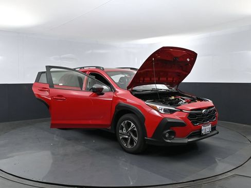 Used 2025 Subaru Crosstrek 2.5i Premium AWD/4WD image 28