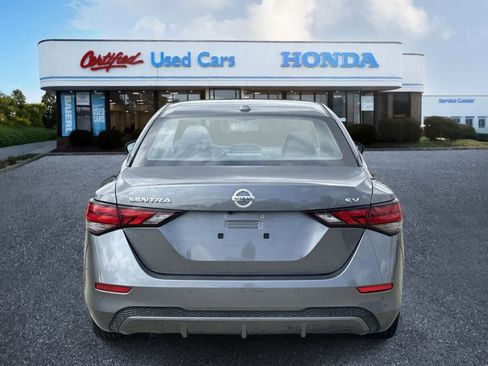 Used 2023 Nissan Sentra SV image 4