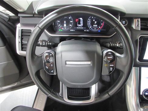 Used 2019 Land Rover Range Rover Sport HSE image 25