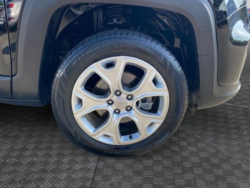 Used 2023 Jeep Renegade Limited AWD/4WD image 35