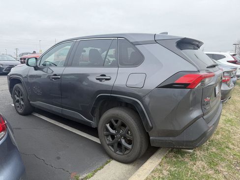 Used 2023 Toyota RAV4 LE image 4