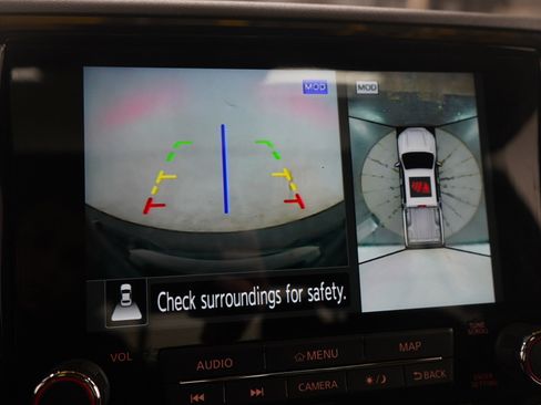 Used 2023 Nissan Frontier PRO-4X image 30