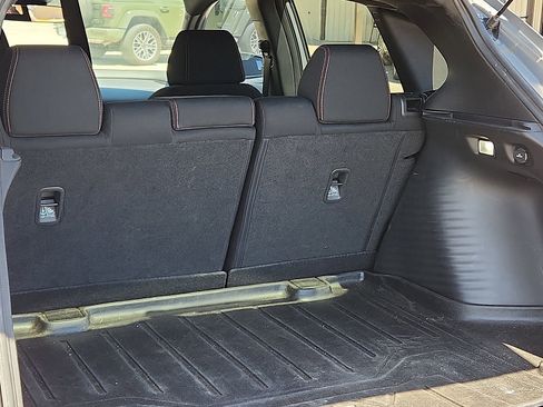 Used 2023 Honda HR-V Sport image 8