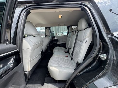 Used 2022 Mitsubishi Outlander SEL AWD/4WD image 11