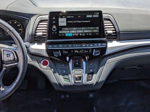 Certified 2025 Honda Odyssey Sport-L image 12