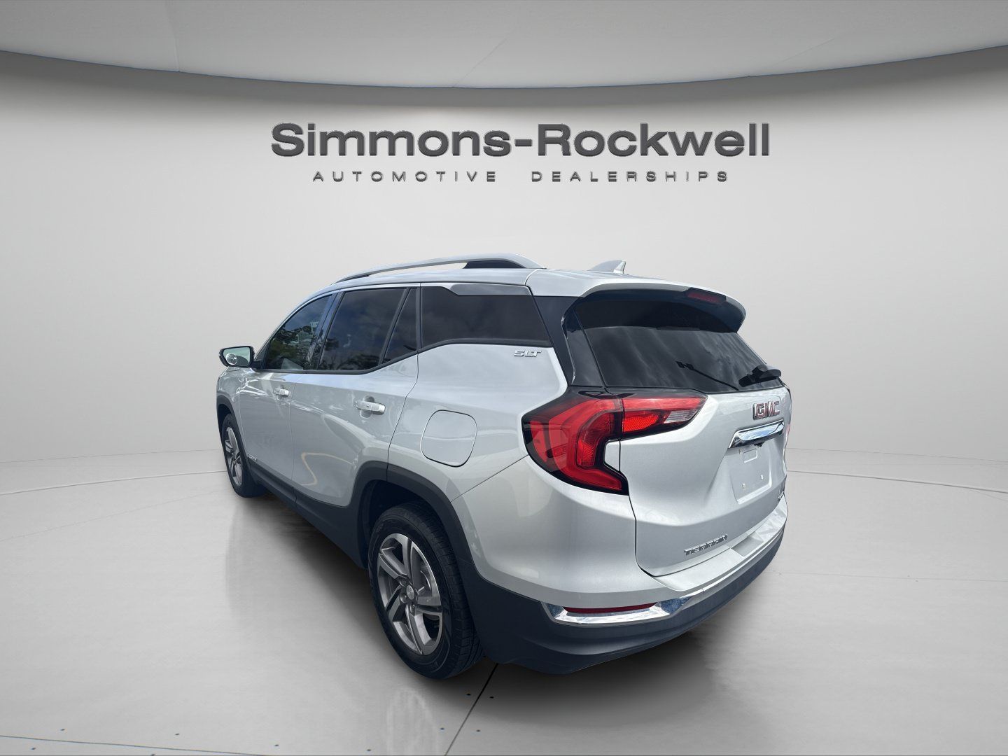 Used 2020 GMC Terrain SLT AWD/4WD image 2