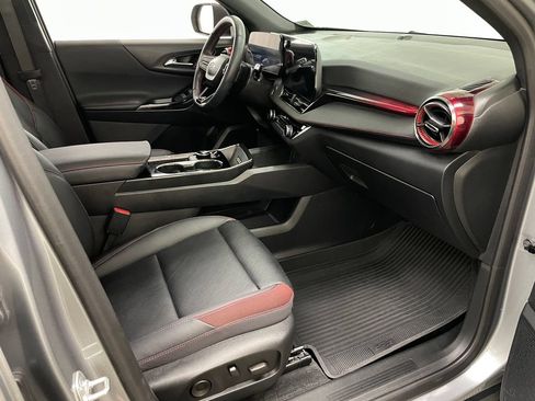 Certified 2025 Chevrolet Equinox RS w/ Safety and Technology Package FWD image 40