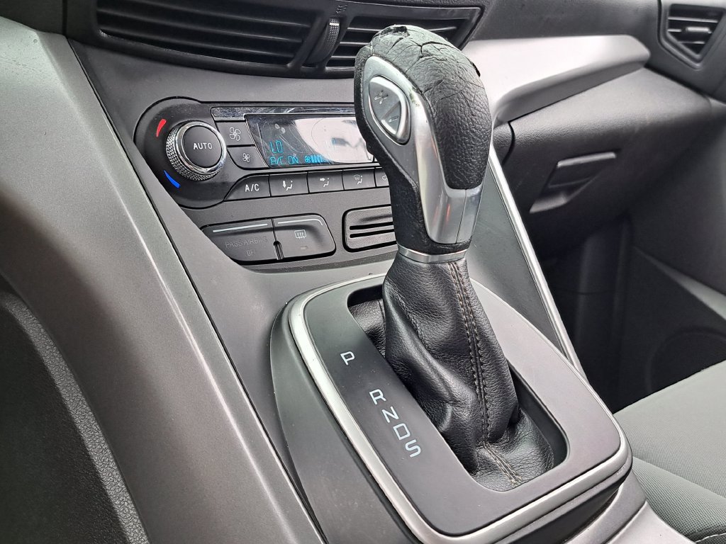Used 2013 Ford Escape SE FWD image 12