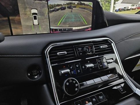 New 2025 Nissan Armada Platinum image 23